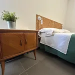 87029house