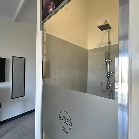 منزل ريفي 87029house